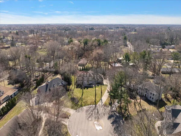 $1,295,000 | 3277 Estates Drive, St. Joseph, MI 49085