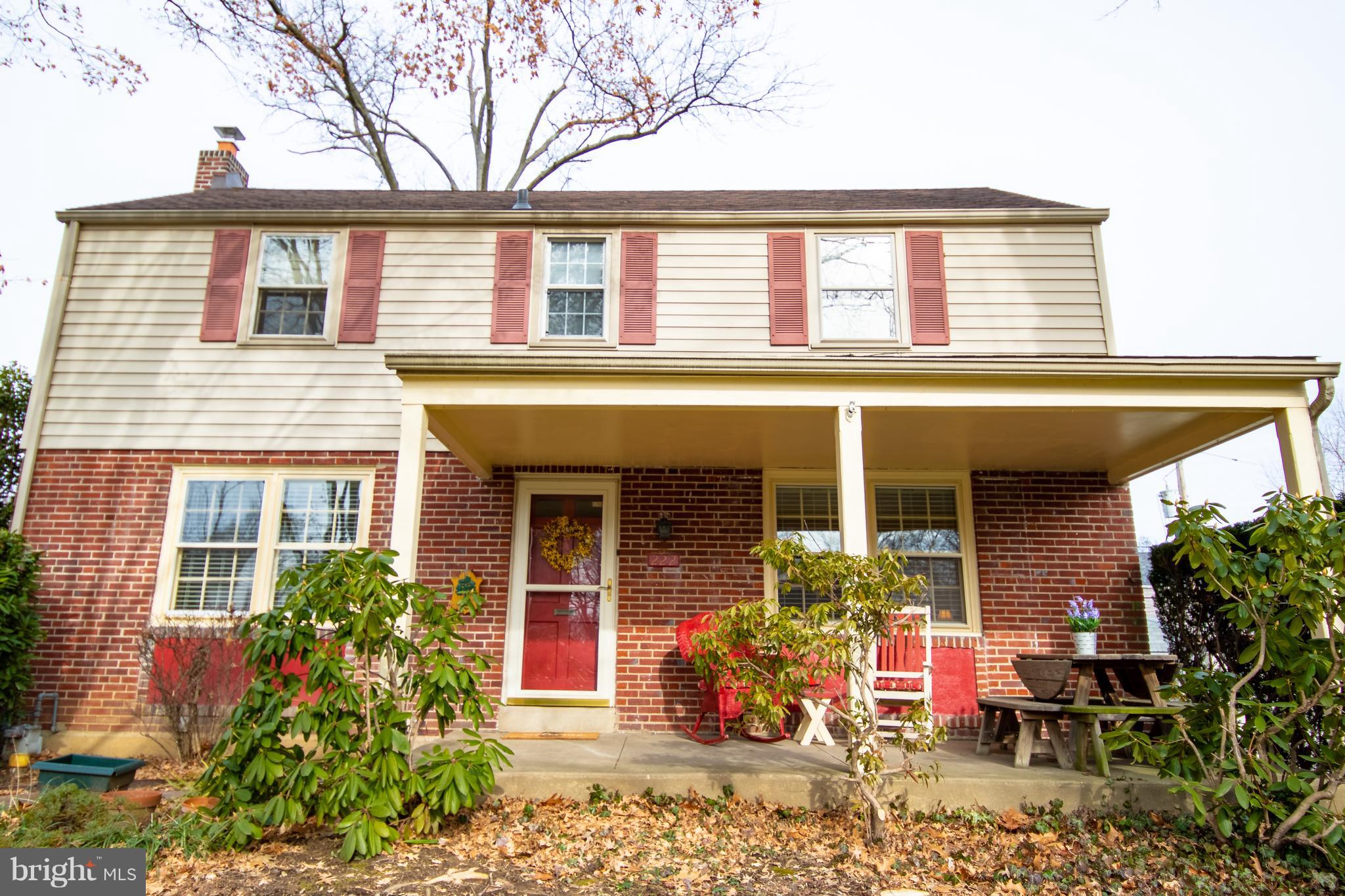 222 Farnham Road Havertown, PA 19083 - Photo 3 of 26 Inviting Front Porch