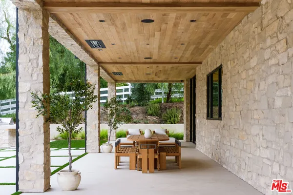 $16,495,000 | 5831 Fitzpatrick Road, Hidden Hills, CA 91302