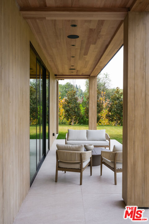 5831 Fitzpatrick Road Hidden Hills, CA 91302 - Photo 28 of 34