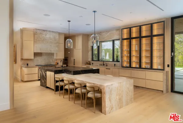 $16,495,000 | 5831 Fitzpatrick Road, Hidden Hills, CA 91302