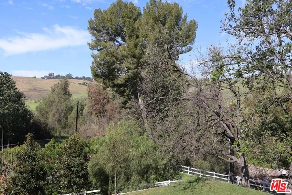 $16,495,000 | 5831 Fitzpatrick Road, Hidden Hills, CA 91302