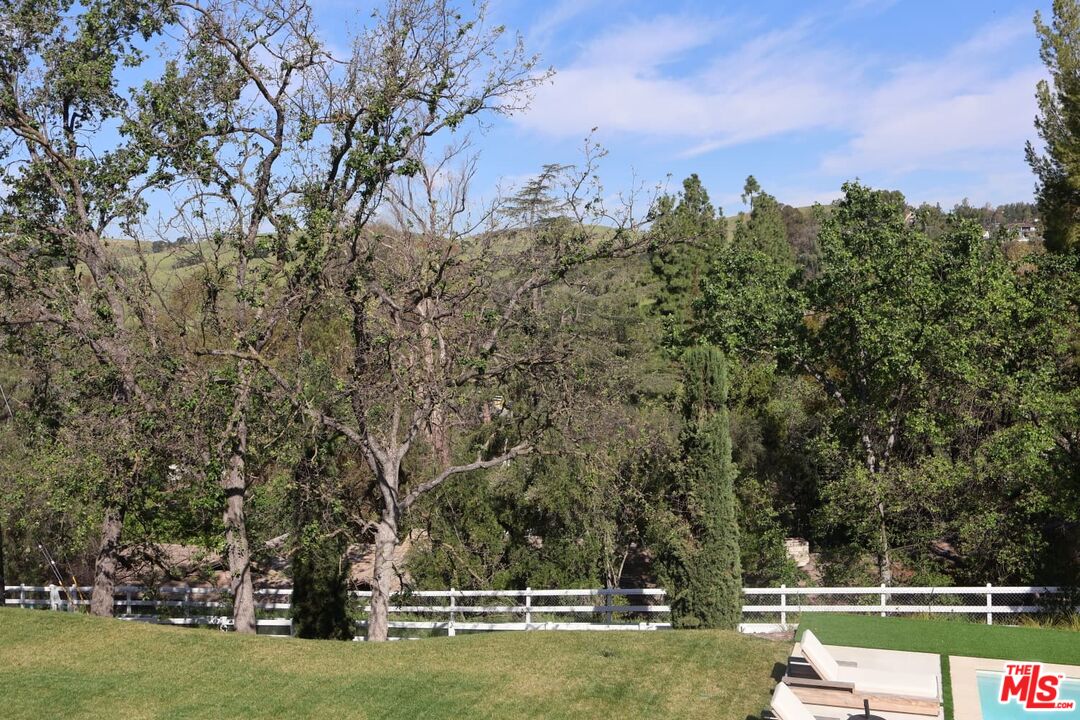 5831 Fitzpatrick Road Hidden Hills, CA 91302 - Photo 9 of 34