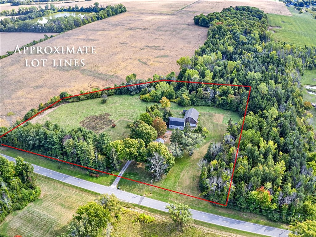 457 Moscow Road Hamlin, NY 14464 - Photo 2 of 47