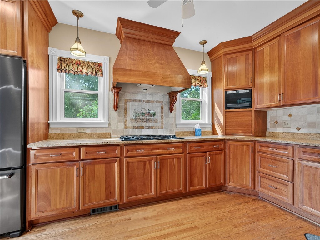 457 Moscow Road Hamlin, NY 14464 - Photo 8 of 47