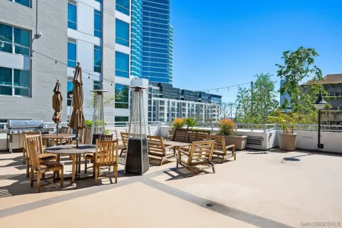 a bench is sitting in front of building