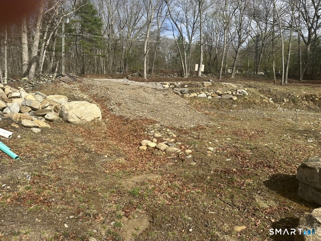 206 Stawicki Road Thompson, CT 06255 - Photo 2 of 7