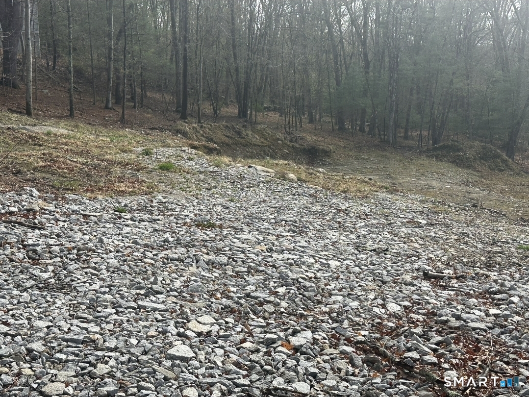 206 Stawicki Road Thompson, CT 06255 - Photo 3 of 7