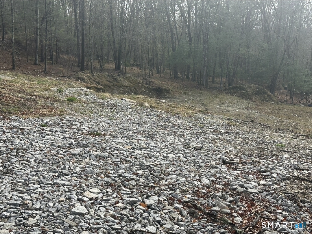 206 Stawicki Road Thompson, CT 06255 - Photo 4 of 7