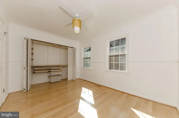$4,995 | 734 North Vermont Street North, Arlington, VA 22203