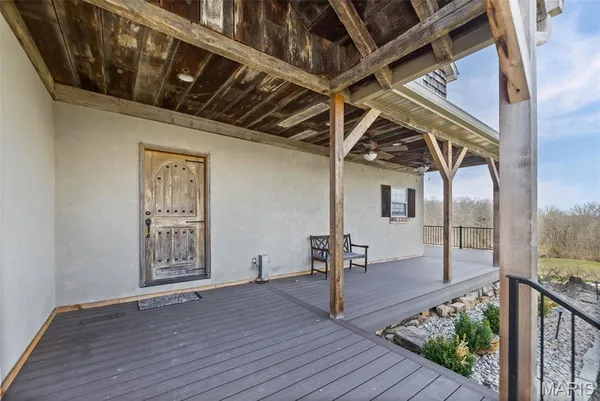 $950,000 | 4242 Quirin Road, Smithton, IL 62285