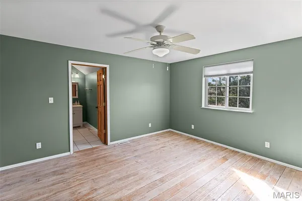 $950,000 | 4242 Quirin Road, Smithton, IL 62285