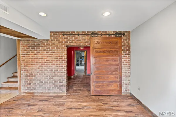 $950,000 | 4242 Quirin Road, Smithton, IL 62285
