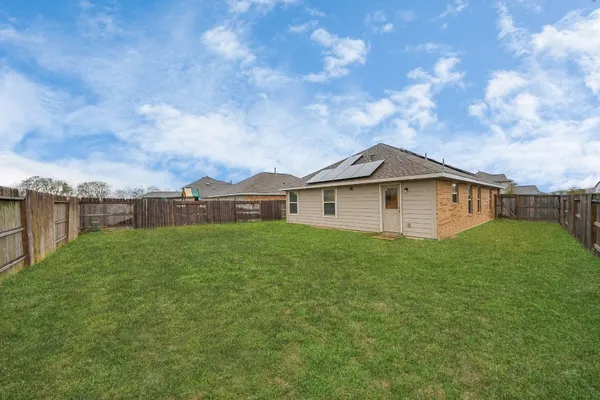 $1,900 | 14606 Whitstone Gully Way, Rosharon, TX 77583