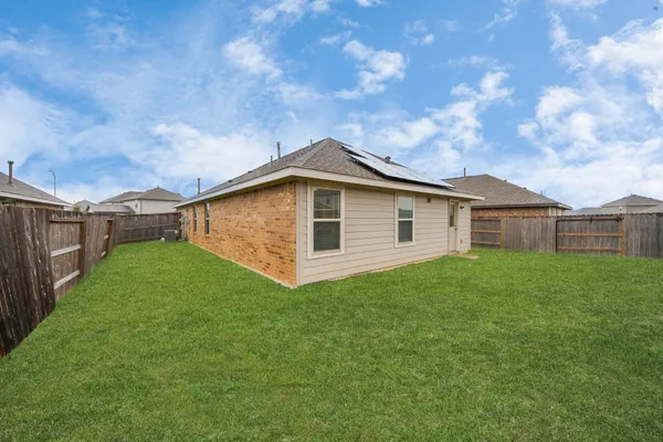 $1,900 | 14606 Whitstone Gully Way, Rosharon, TX 77583