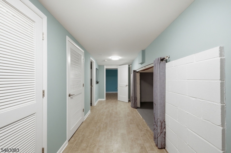 4 Spring Lane Long Valley, NJ 07853 - Photo 36 of 48 Gallery Image 36