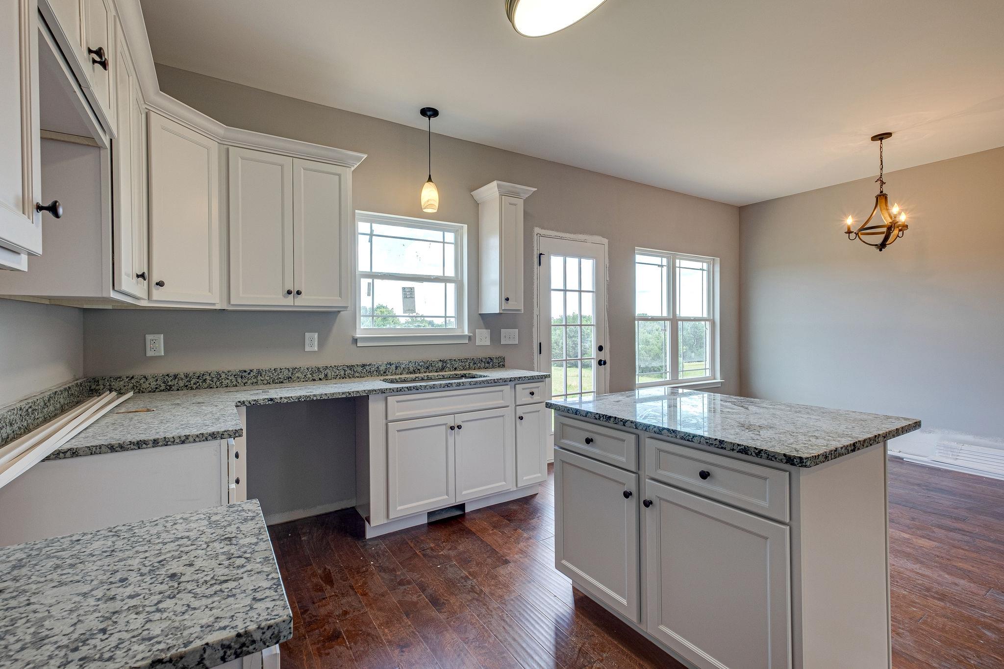 1199 Liberty Road Charlotte, TN 37036 - Photo 10 of 24 The Kitchen of Your Dreams!