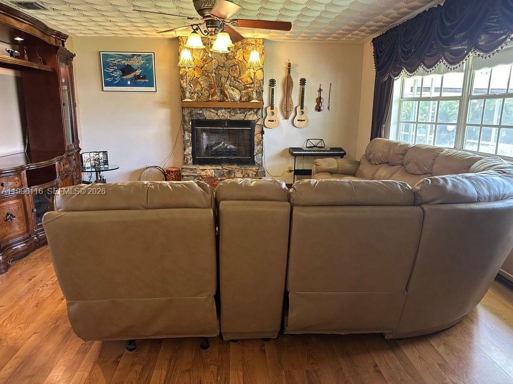 18901 Southwest 63rd Street Southwest Ranches, FL 33332 - Photo 32 of 38