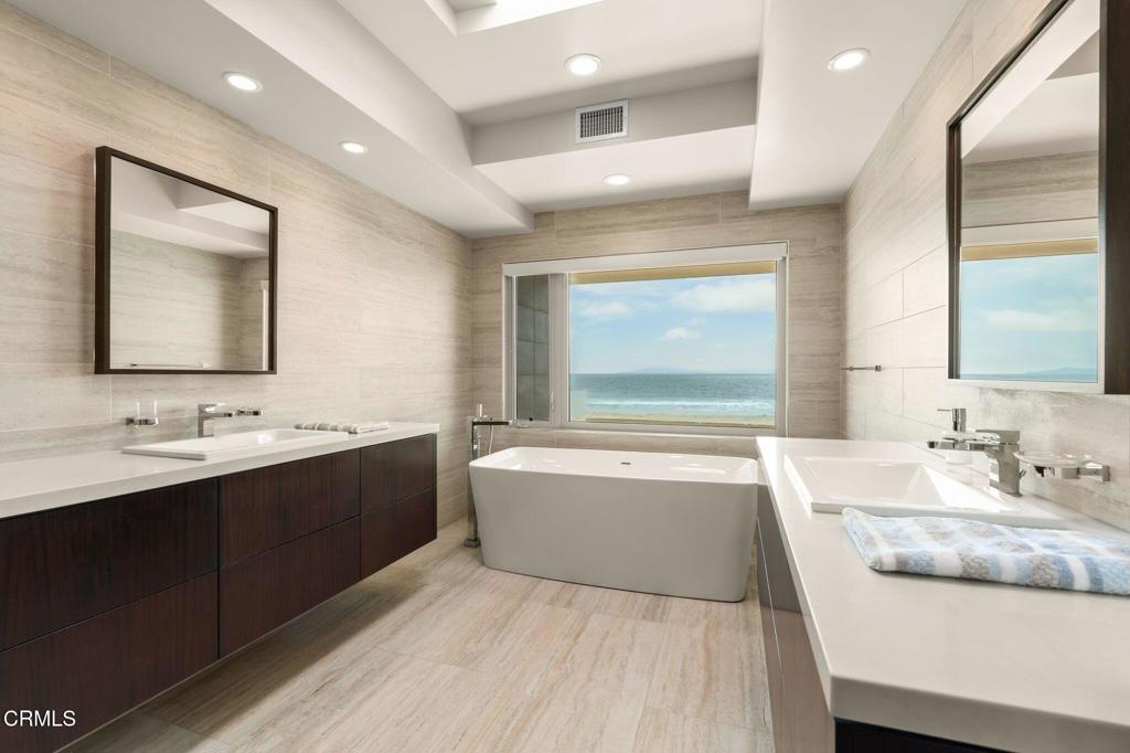 827 Mandalay Beach Road Oxnard, CA 93035 - Photo 34 of 50