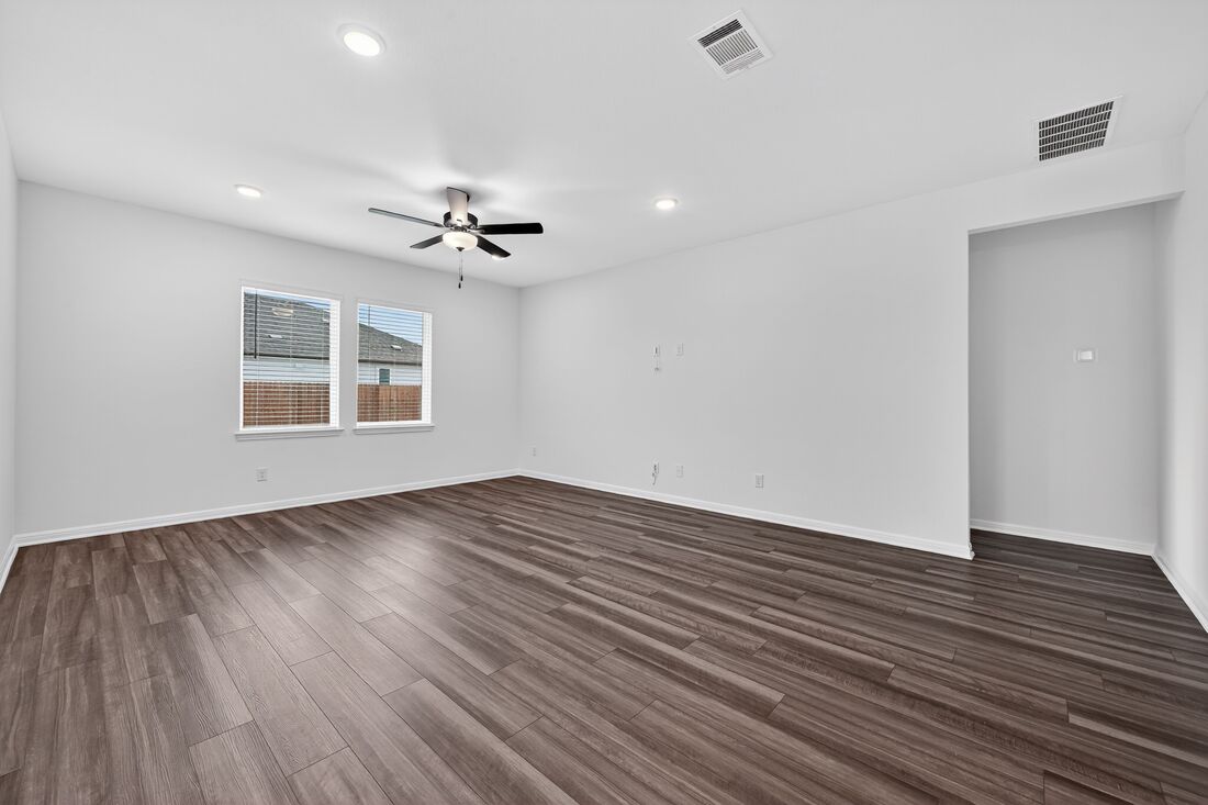 201 Makinaw Road Hutto, TX 78634 - Photo 5 of 28 201 Makinaw Road ~ Ready Now