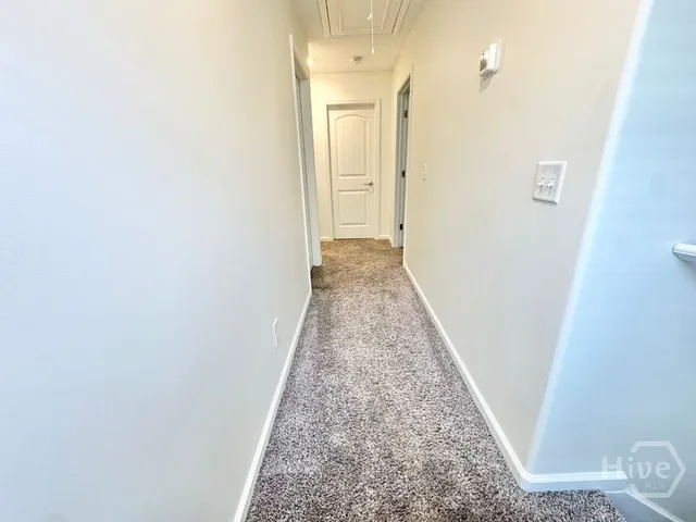 $2,300 | 28 Pomona Circle, Savannah, GA 31419