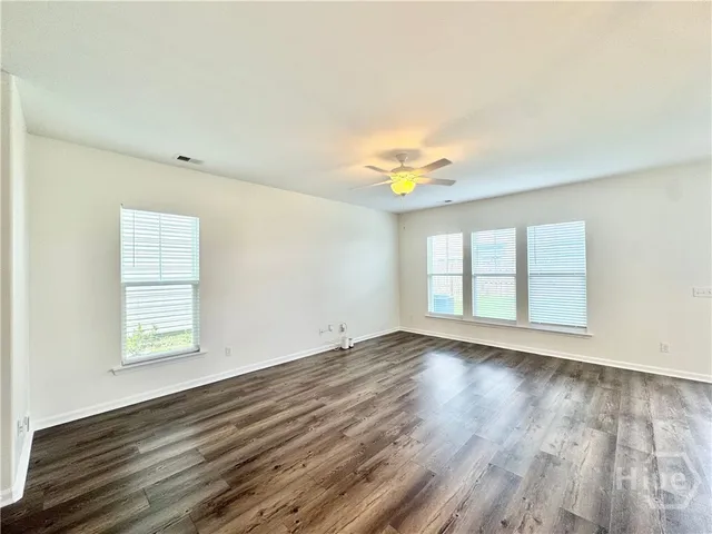 $2,300 | 28 Pomona Circle, Savannah, GA 31419