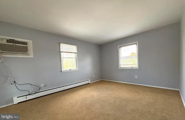 $1,600 | 43 South Main Street, Woodstown, NJ 08098