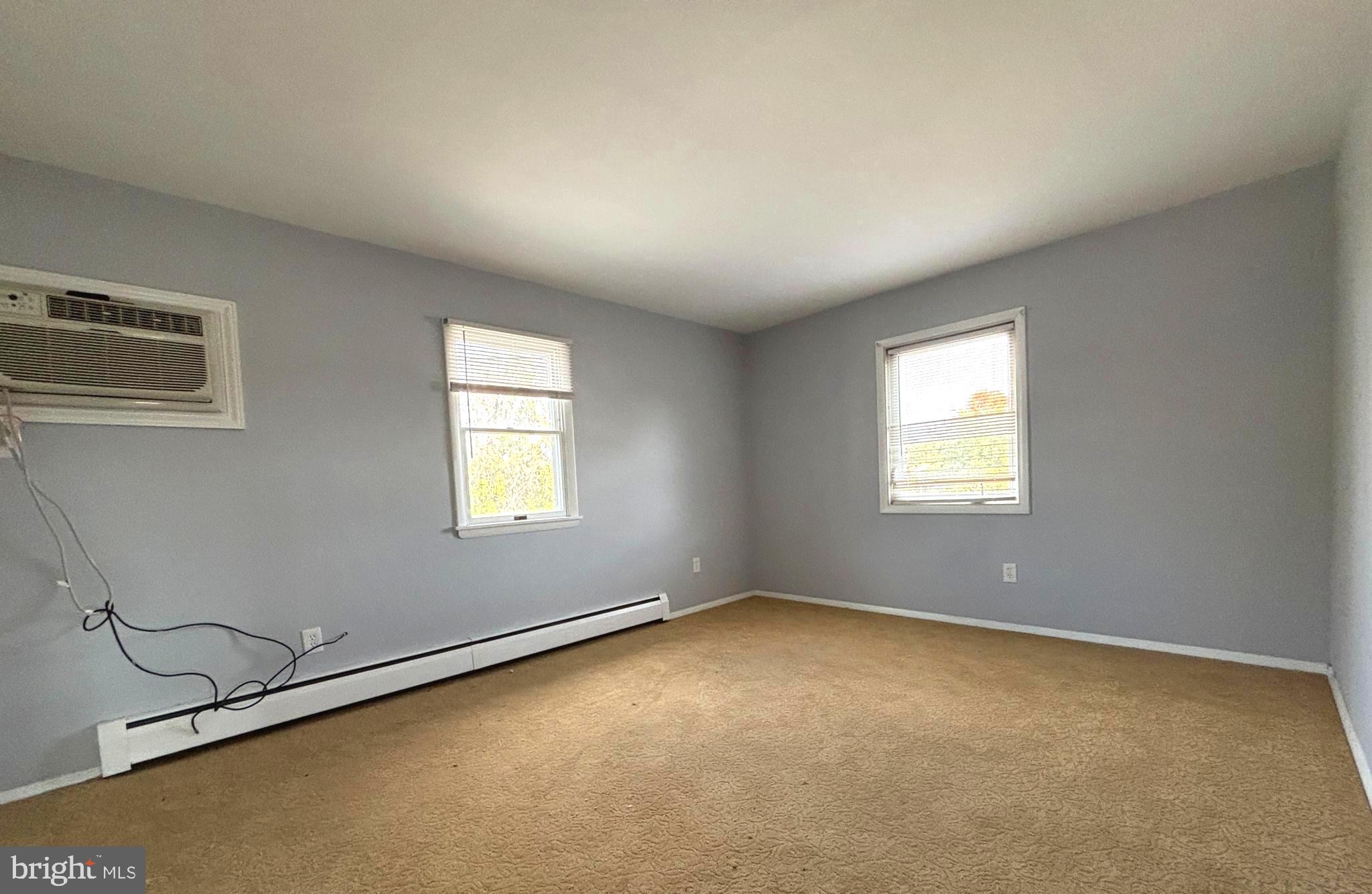 43 South Main Street Woodstown, NJ 08098 - Photo 13 of 13 an empty room with windows