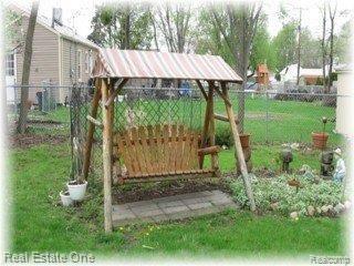 9244 Sheldon Road Plymouth, MI 48170 - Photo 10 of 14 Swing Can Stay!