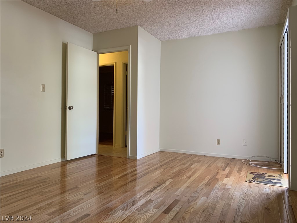 554 Chelsea Drive Henderson, NV 89014 - Photo 22 of 33