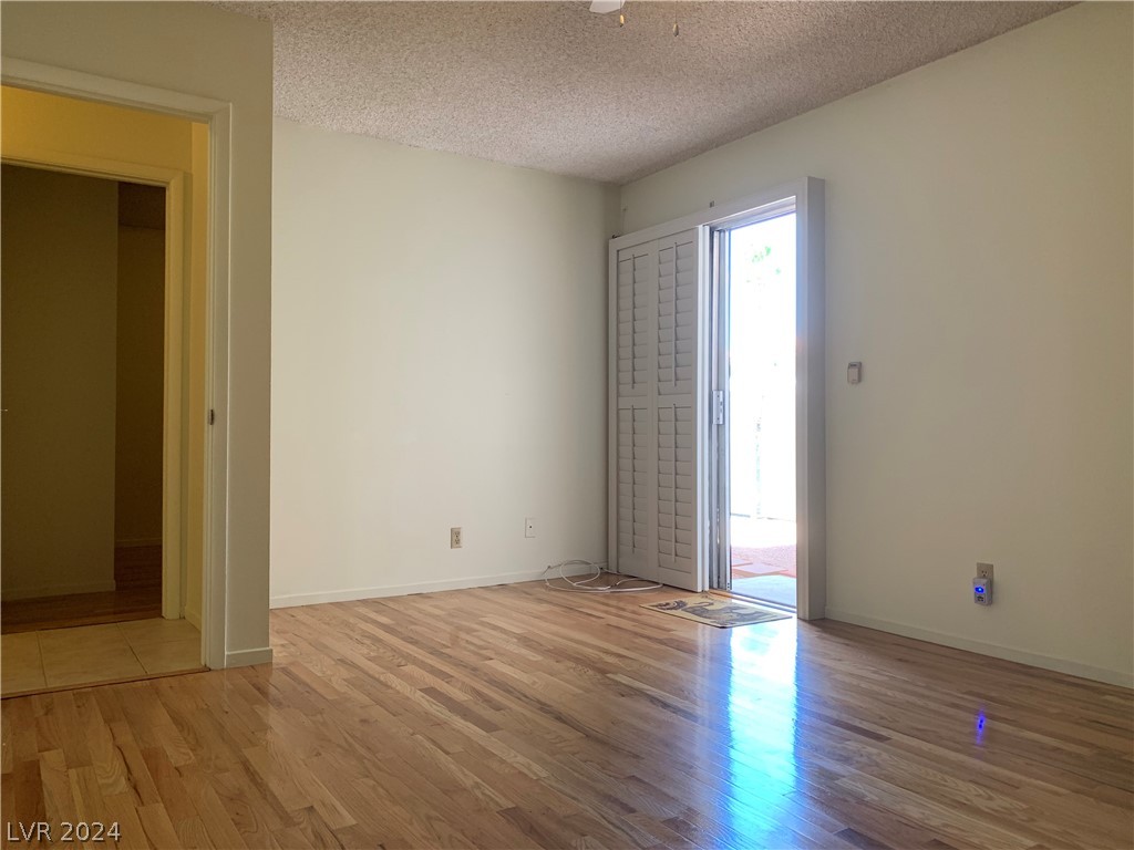 554 Chelsea Drive Henderson, NV 89014 - Photo 23 of 33