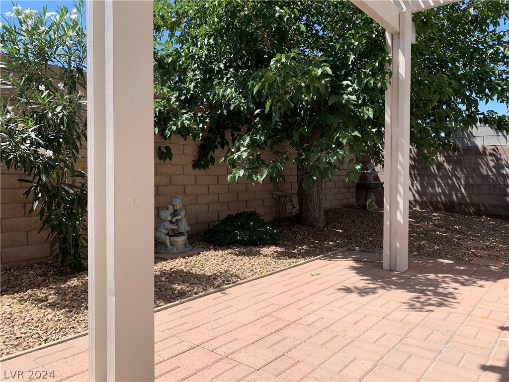 554 Chelsea Drive Henderson, NV 89014 - Photo 28 of 33