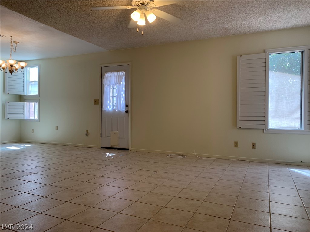 554 Chelsea Drive Henderson, NV 89014 - Photo 8 of 33