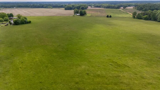 $682,500 | 187 Campbellsville Pike, Ethridge, TN 38456