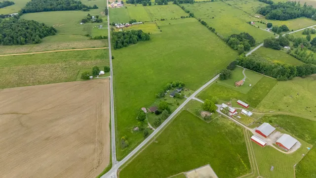 $682,500 | 187 Campbellsville Pike, Ethridge, TN 38456