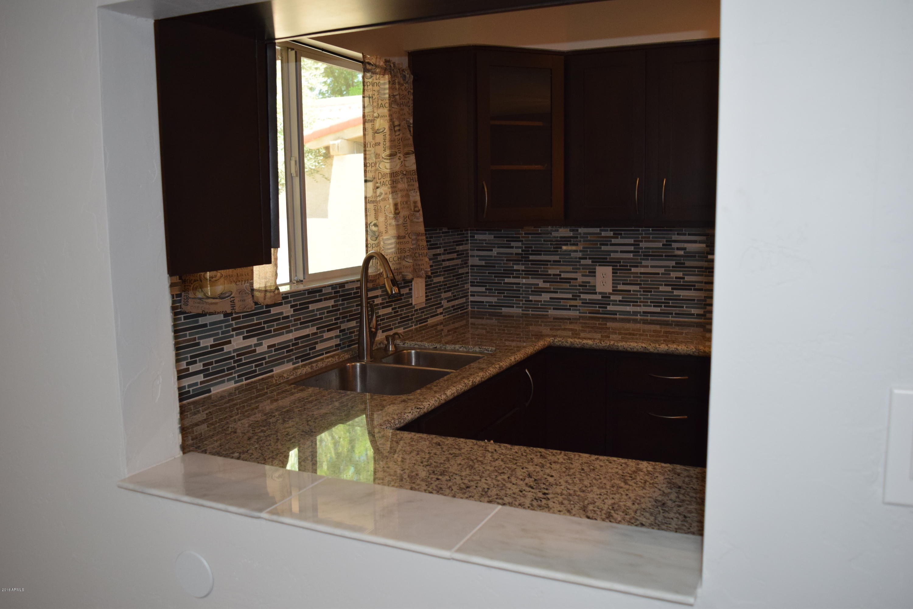 2904 South Price Road Tempe, AZ 85282 - Photo 11 of 13 DSC_0047