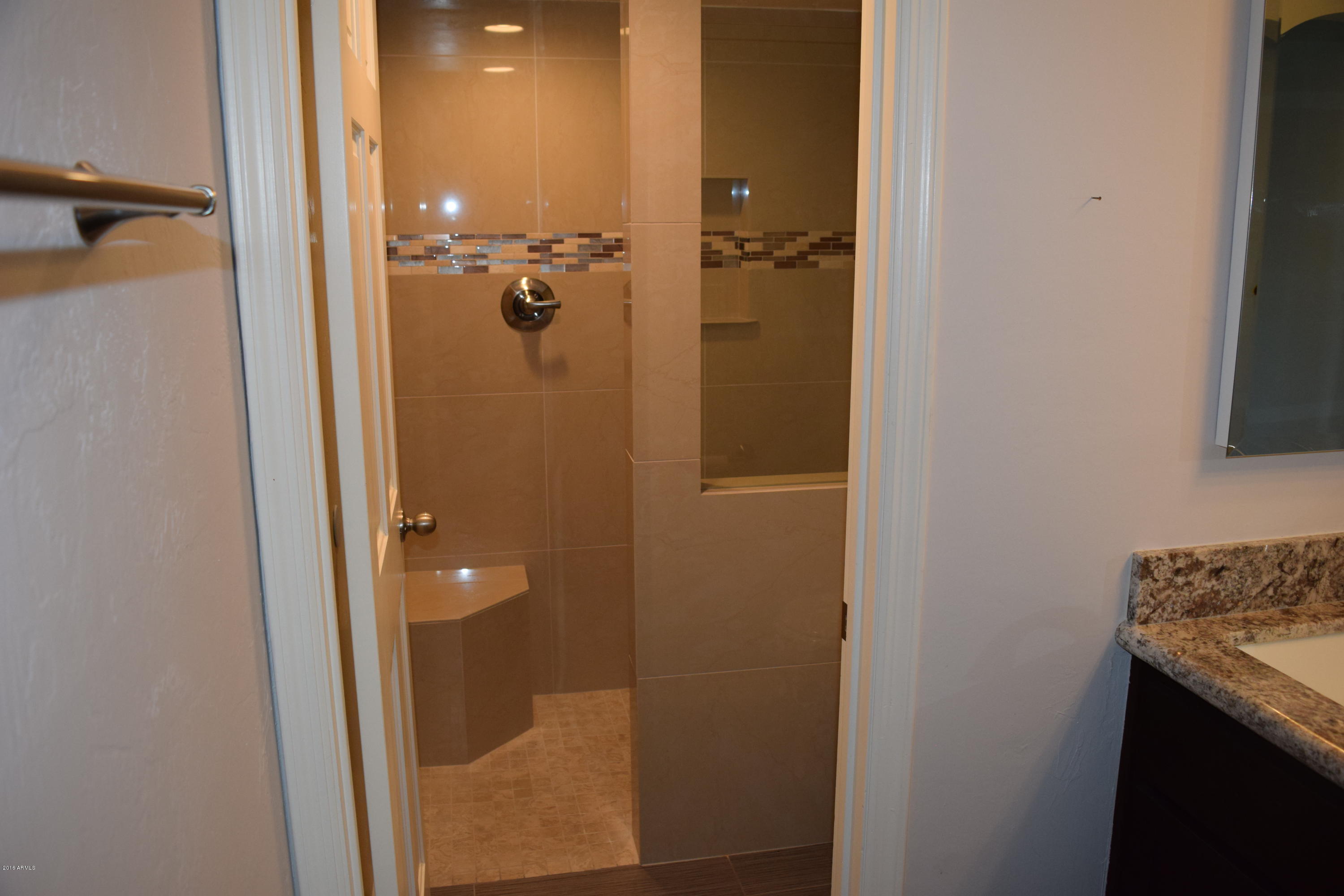 2904 South Price Road Tempe, AZ 85282 - Photo 7 of 13 DSC_0032