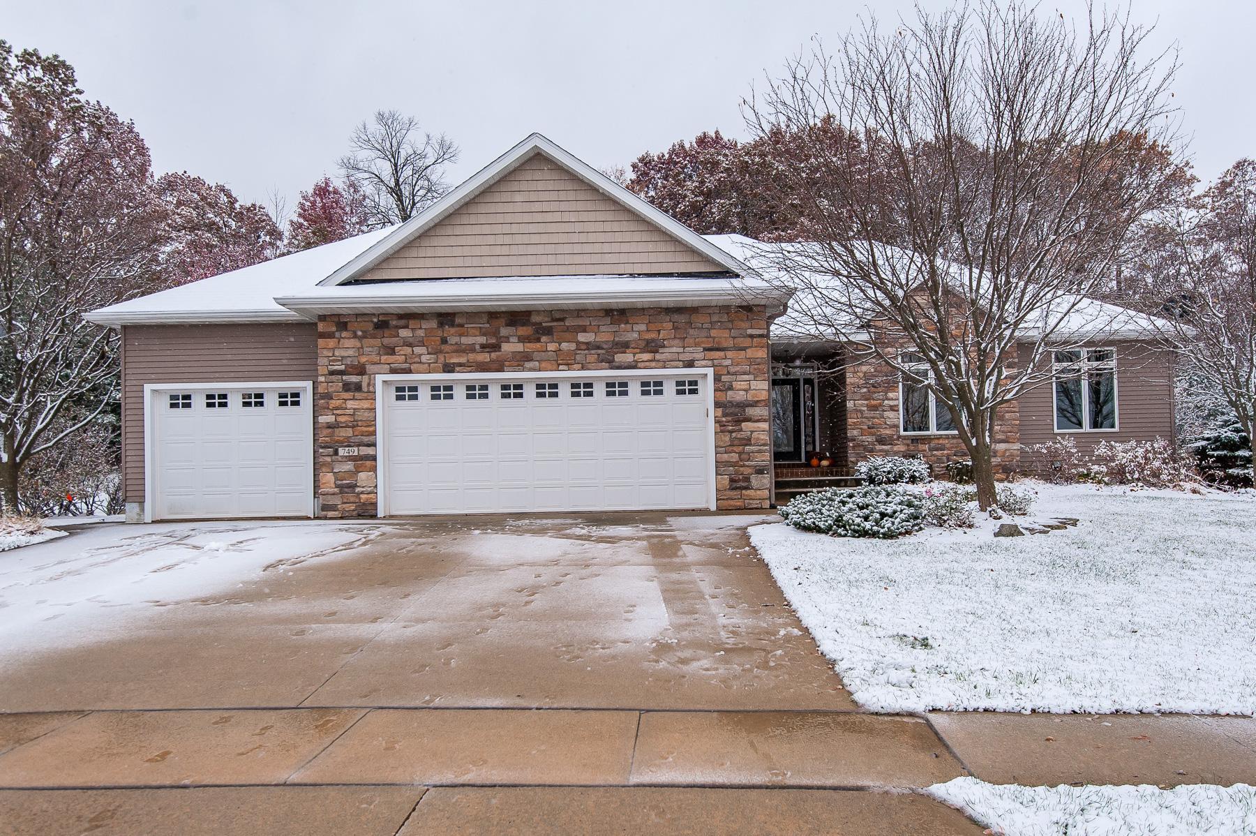 749 Brandon Lane Southwest Rochester, MN 55902 - Photo 1 of 1