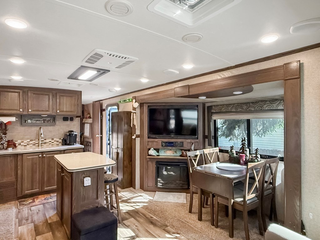 45 A Street Cascade, ID 83611 - Photo 6 of 19 Kitchen-Dining with Extra Storage