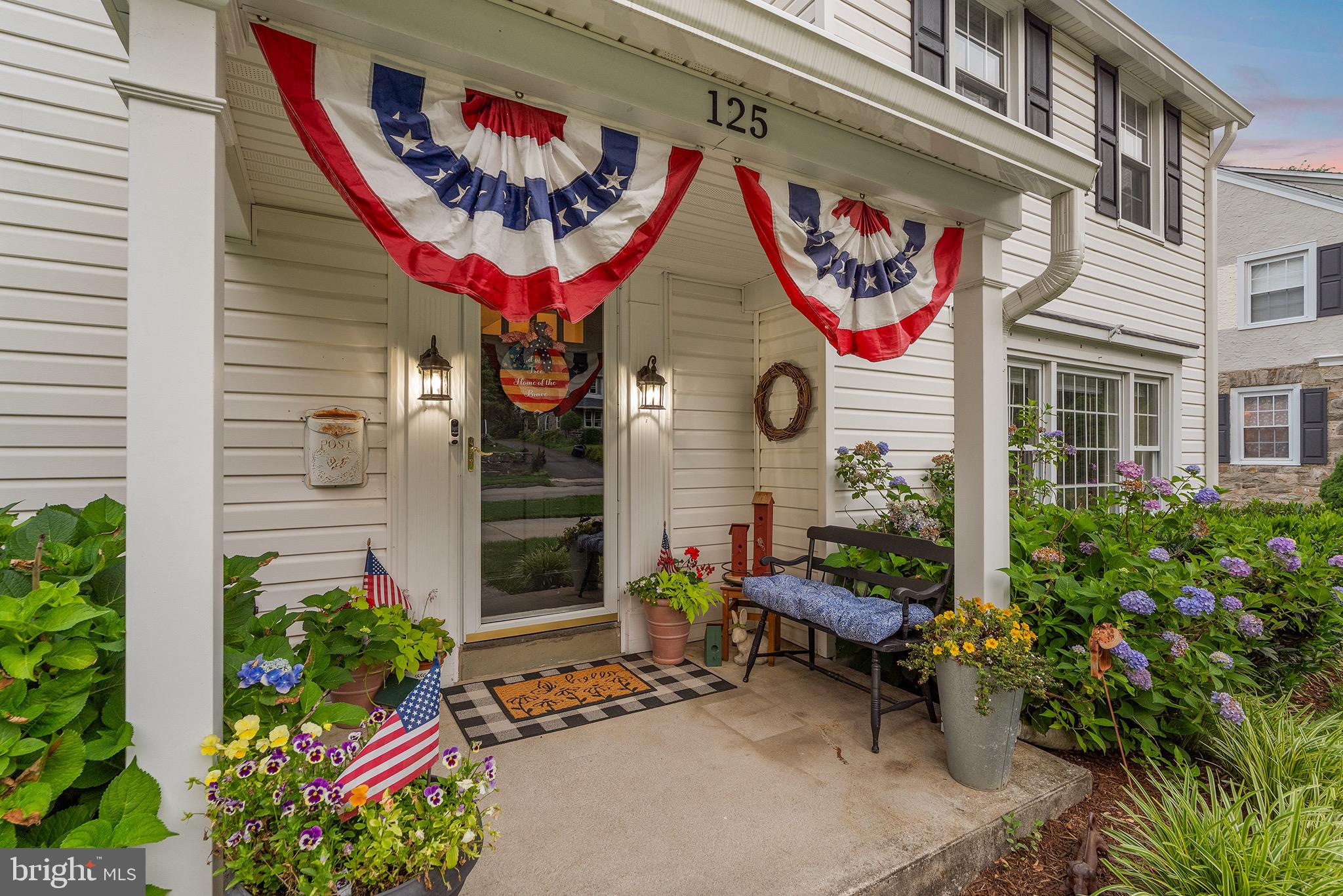 125 North Rolling Road Springfield, PA 19064 - Photo 5 of 61 Front Porch