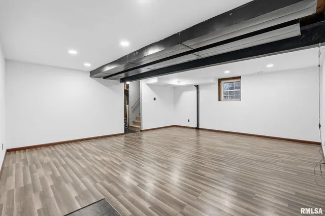 $270,000 | 338 Benton Street, Le Claire, IA 52753