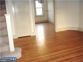1121 Atwood Road Philadelphia, PA 19151 - Photo 2 of 12 Living Room