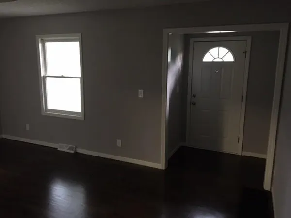 $465,000 | 5912 West 75th Street, Overland Park, KS 66204