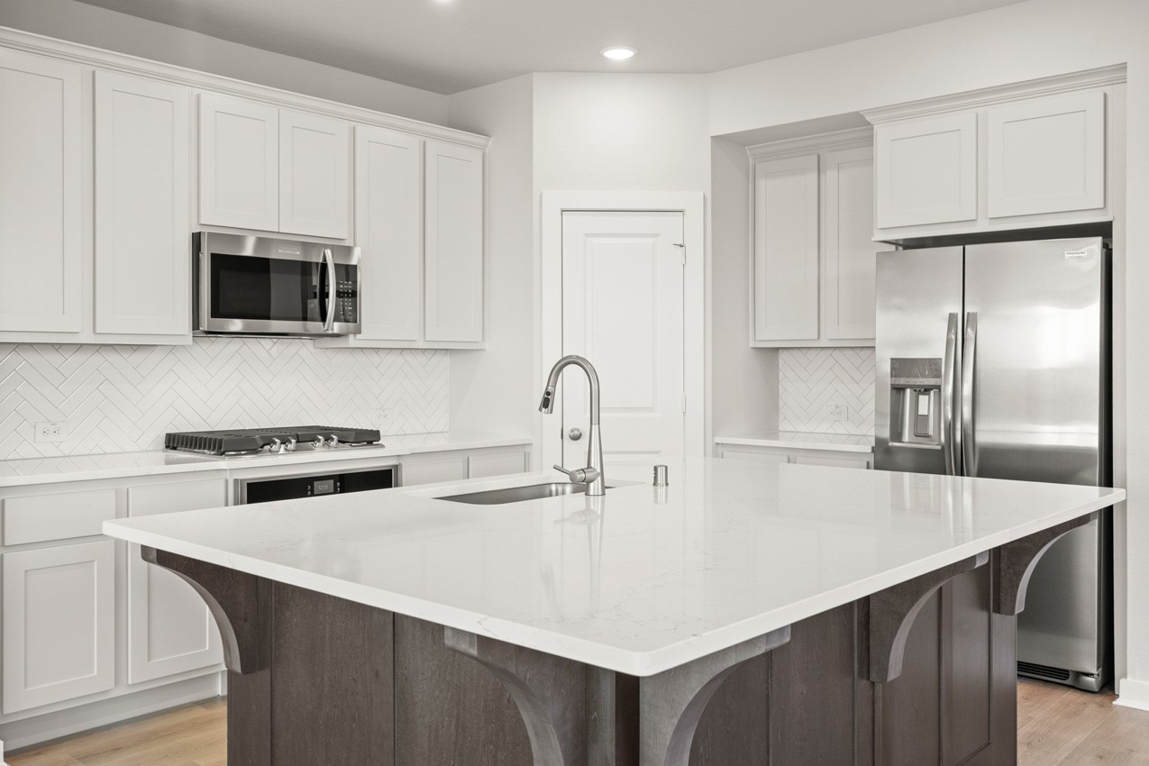 10219 Botticelli Path Manvel, TX 77578 - Photo 6 of 24 Kitchen