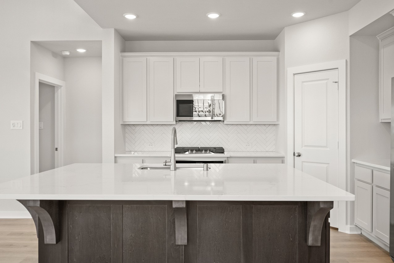 10219 Botticelli Path Manvel, TX 77578 - Photo 7 of 24 Kitchen