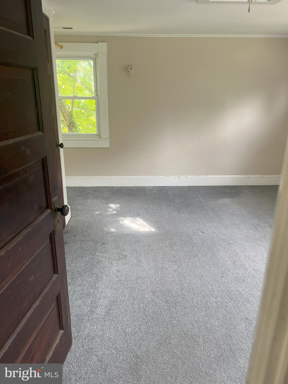 6730 Solomons Island Road North Owings, MD 20736 - Photo 26 of 39 Upper Level Bedroom 3 - 11 x 13'3"