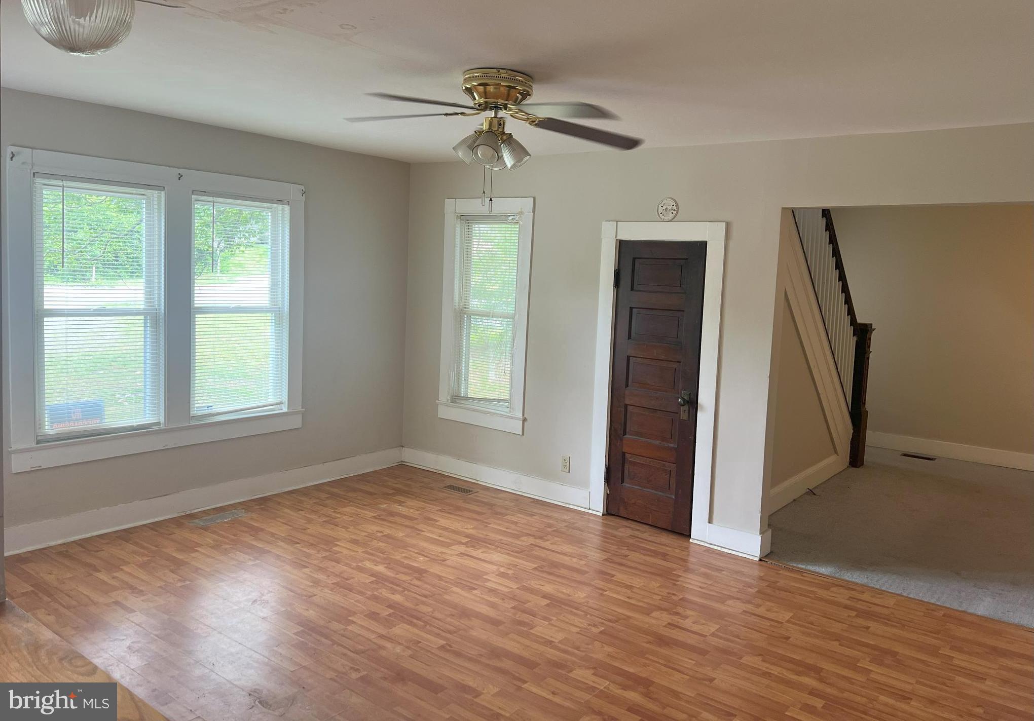 6730 Solomons Island Road North Owings, MD 20736 - Photo 9 of 39 Dining Room