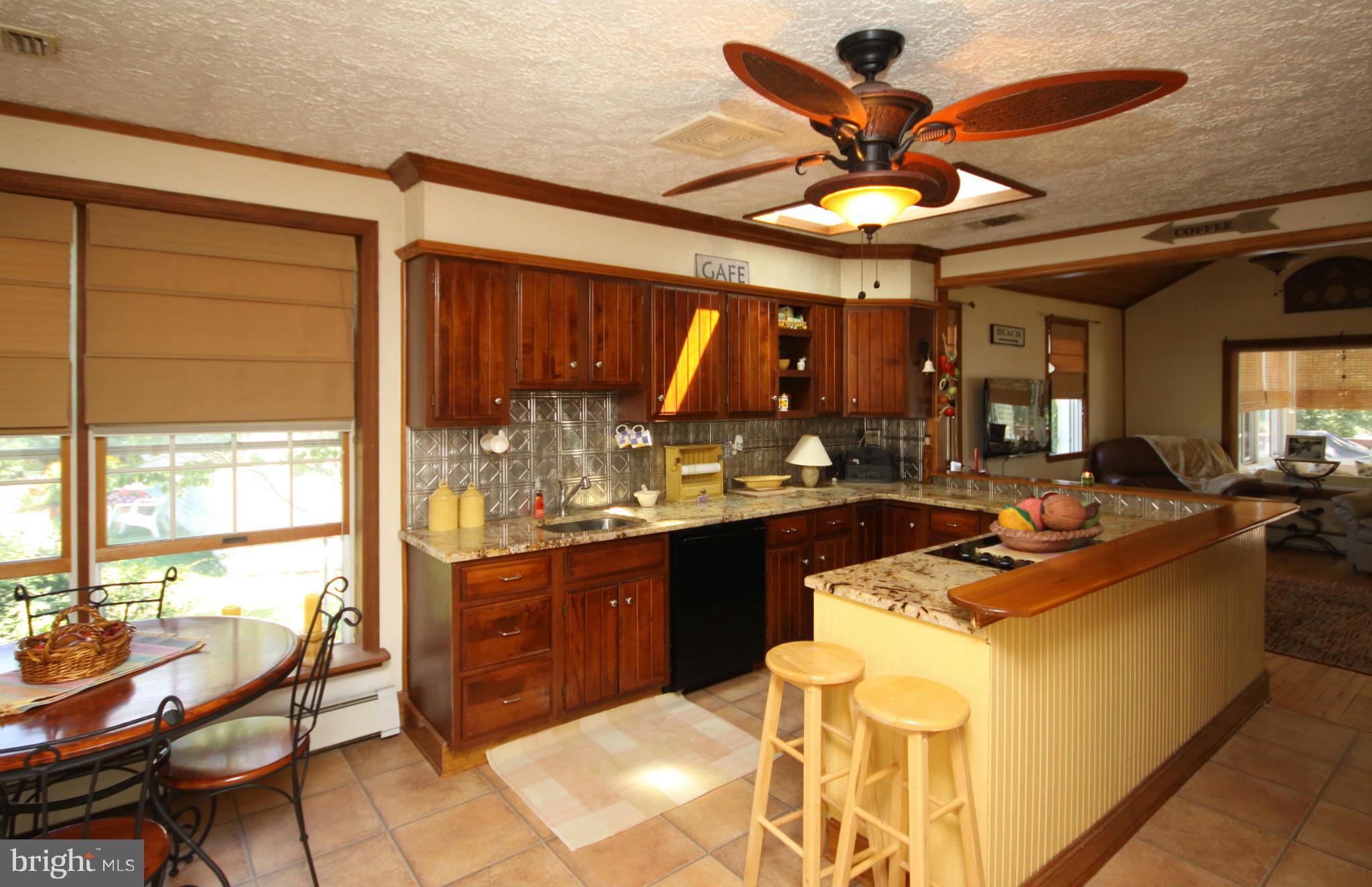 1829 Cremen Road Pasadena, MD 21122 - Photo 17 of 30 Kitchen