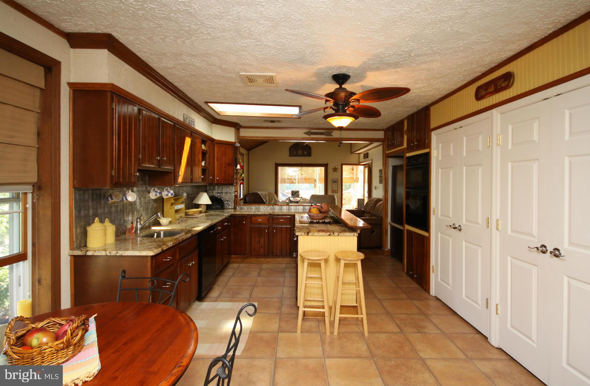 1829 Cremen Road Pasadena, MD 21122 - Photo 18 of 30 Kitchen