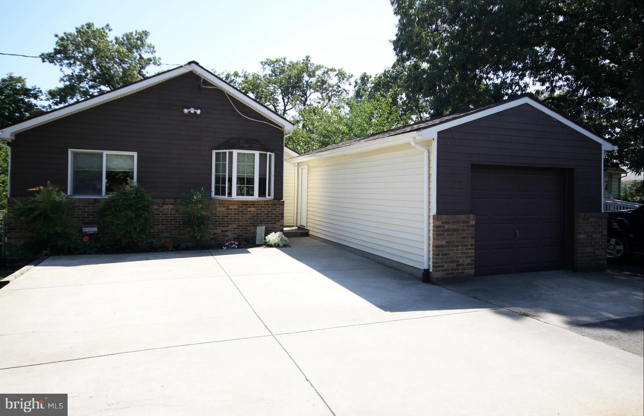 1829 Cremen Road Pasadena, MD 21122 - Photo 30 of 30 Exterior (Front)
